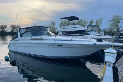 Sea Ray 370 Sundancer