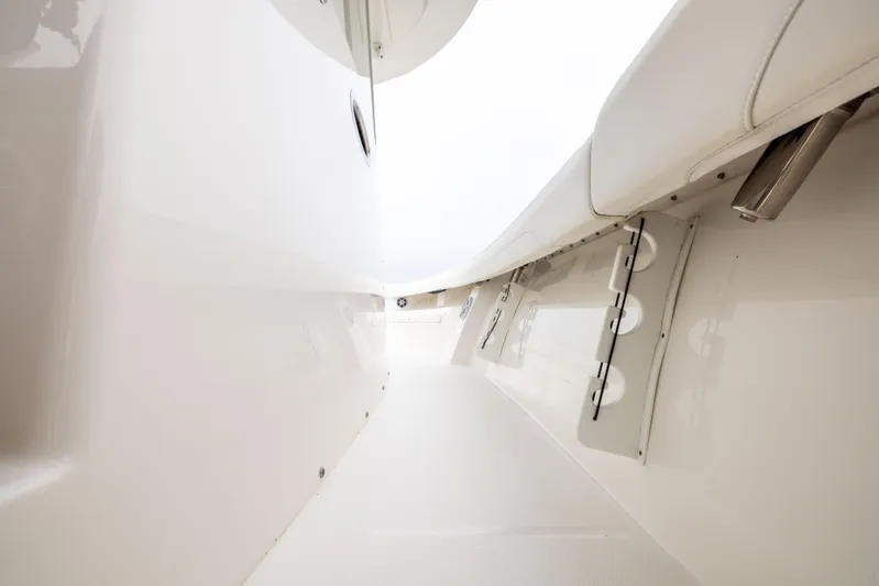 Comin In Reel Hot Yacht Photos Pics 