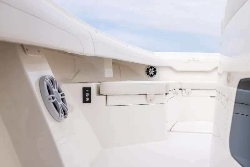 Comin In Reel Hot Yacht Photos Pics 