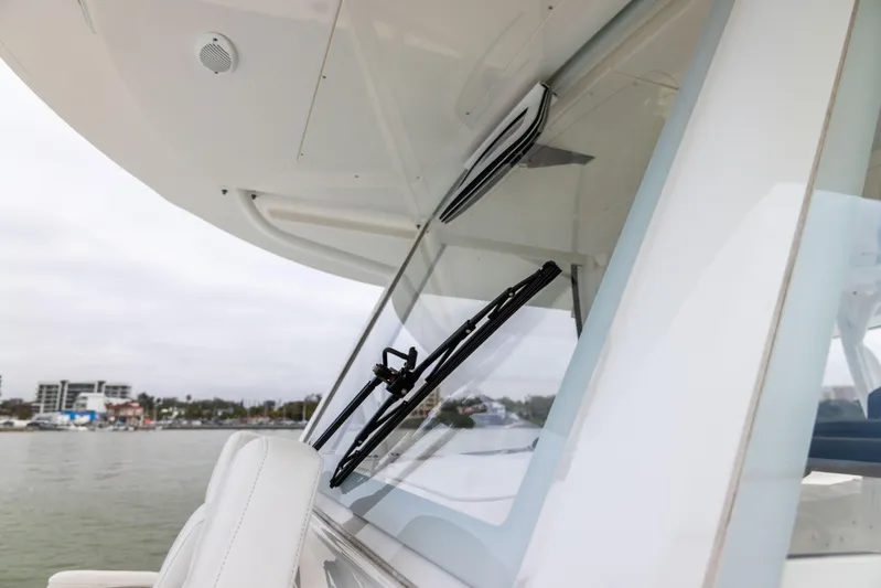 Comin In Reel Hot Yacht Photos Pics 