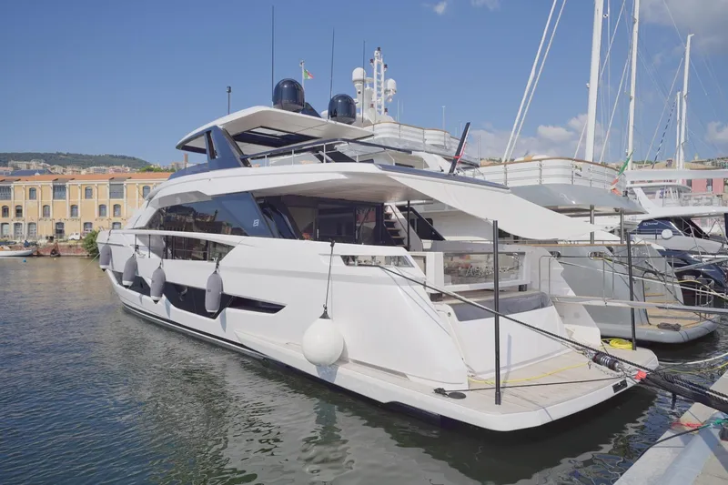 Asmara Yacht Photos Pics 