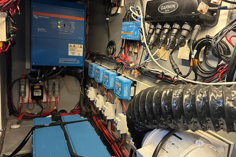 Gtfo Yacht Photos Pics Electrical system setup with Balance 482 components, featuring Victron Energy and Garmin devices, 2023 model.