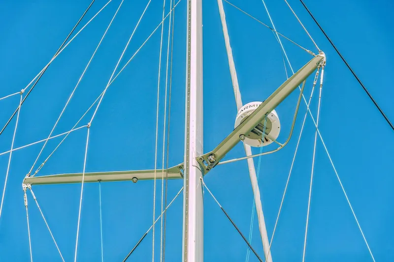 Gtfo Yacht Photos Pics Sailboat mast and rigging against clear blue sky, Balance 482, 2024 model.