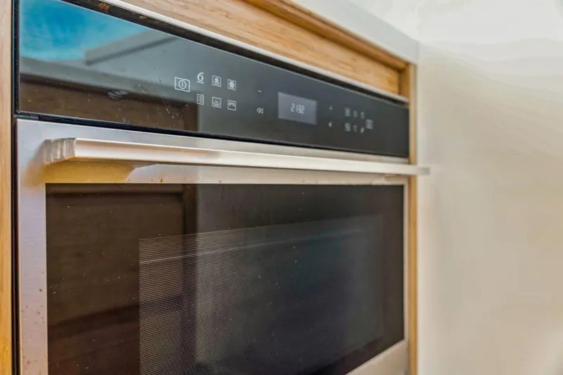Gtfo Yacht Photos Pics Modern Balance 482 oven, 2024 model, with sleek digital controls and stainless steel finish.
