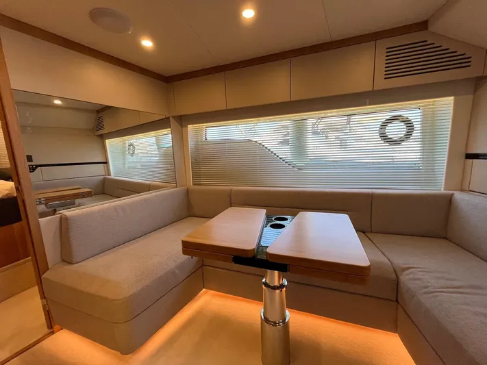  Yacht Photos Pics Fairline Targa 40