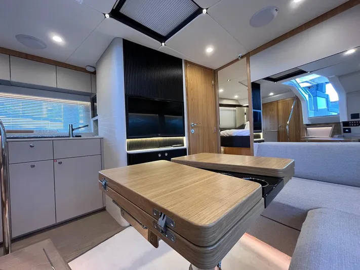  Yacht Photos Pics Fairline Targa 40