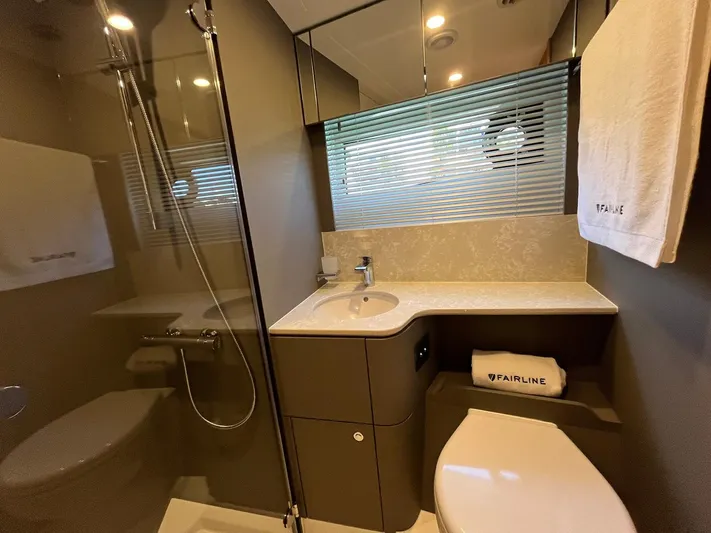  Yacht Photos Pics Fairline Targa 40