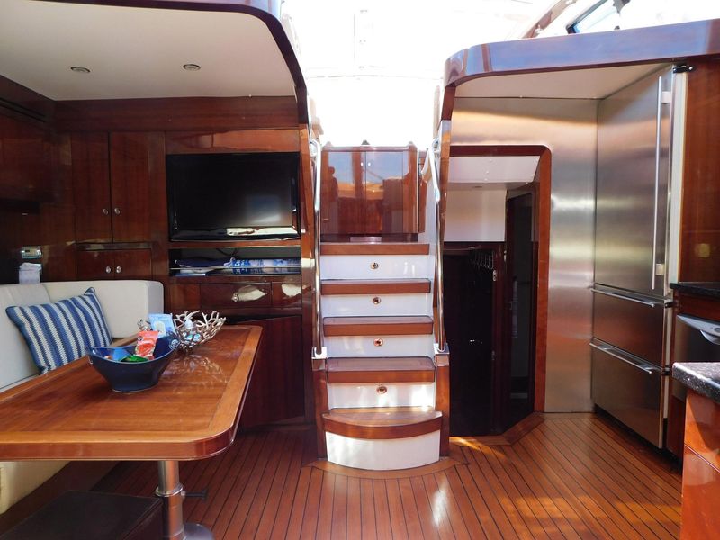 2008 Savannah Express Motor Yacht