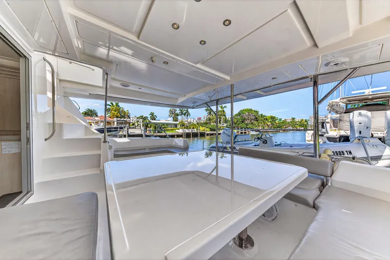 Southern Sky Yacht Photos Pics Luxurious 2018 Leopard 51 Powercat yacht interior with spacious seating and waterfront view.