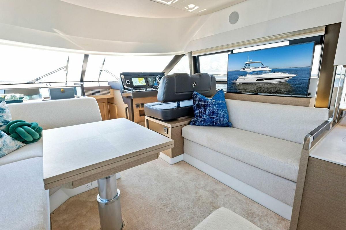 2023 Prestige 46 