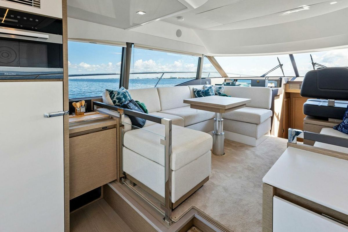 2023 Prestige 46 