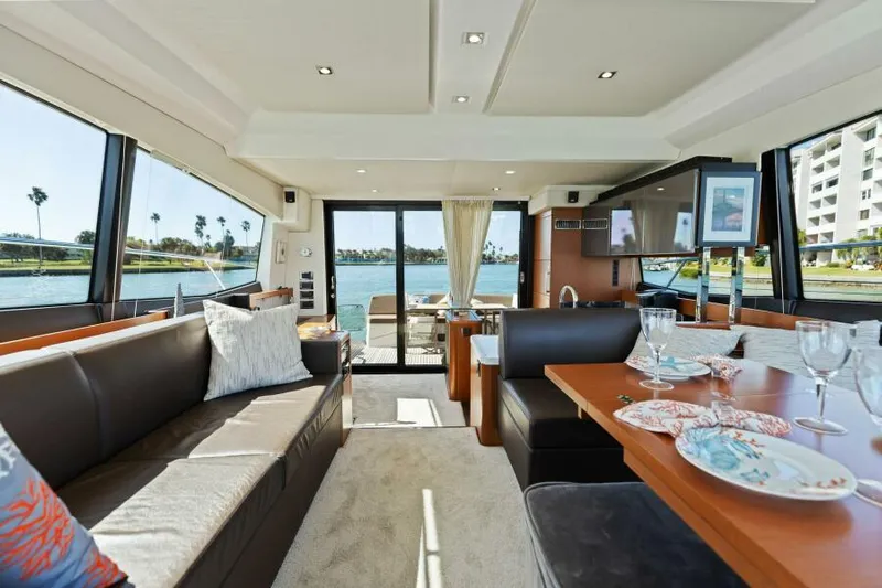 Solid Asset W/ Seakeeper Yacht Photos Pics Salon