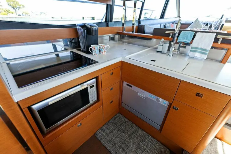 Solid Asset W/ Seakeeper Yacht Photos Pics Galley