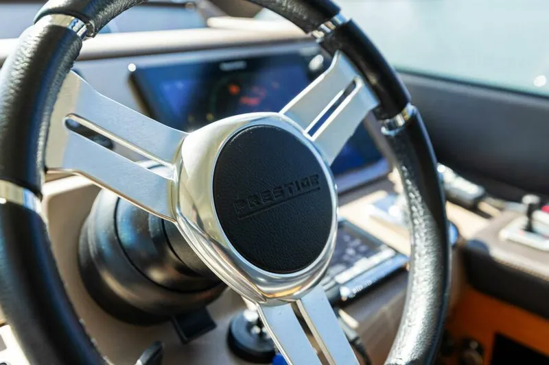 Solid Asset W/ Seakeeper Yacht Photos Pics Helm