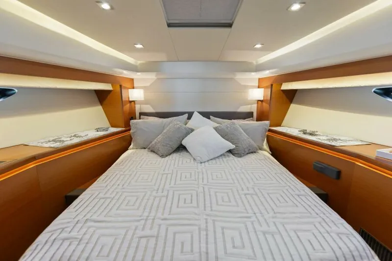 Solid Asset W/ Seakeeper Yacht Photos Pics VIP Stateroom