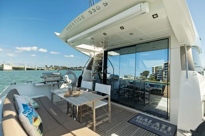 Solid Asset W/ Seakeeper Yacht Photos Pics Cockpit