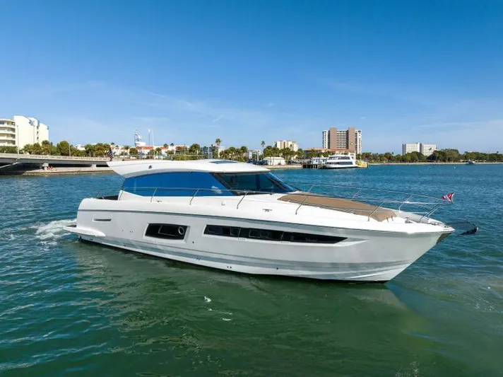 Solid Asset W/ Seakeeper Yacht Photos Pics Profile