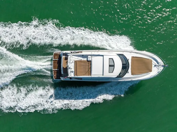 Solid Asset W/ Seakeeper Yacht Photos Pics Profile