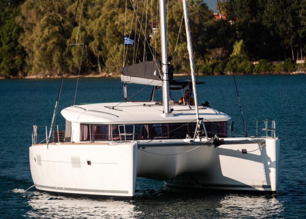 catamaran lagoon 400 for sale