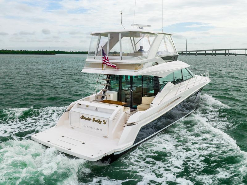 2018 Tiara Yachts F53 Fly