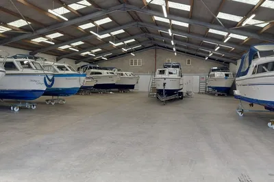 2000 Viking River/canal Cruiser