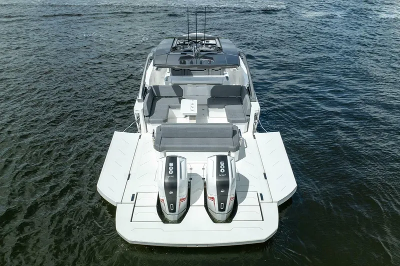  Yacht Photos Pics Luxury Limitless Seas XLV 45 boat, 2025 model, with dual 600 V12 engines on open water.