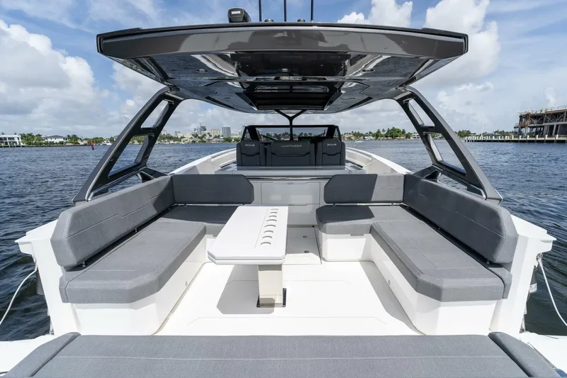  Yacht Photos Pics Luxurious Limitless Seas XLV 45 yacht interior, 2025 model, featuring spacious seating and sleek design.