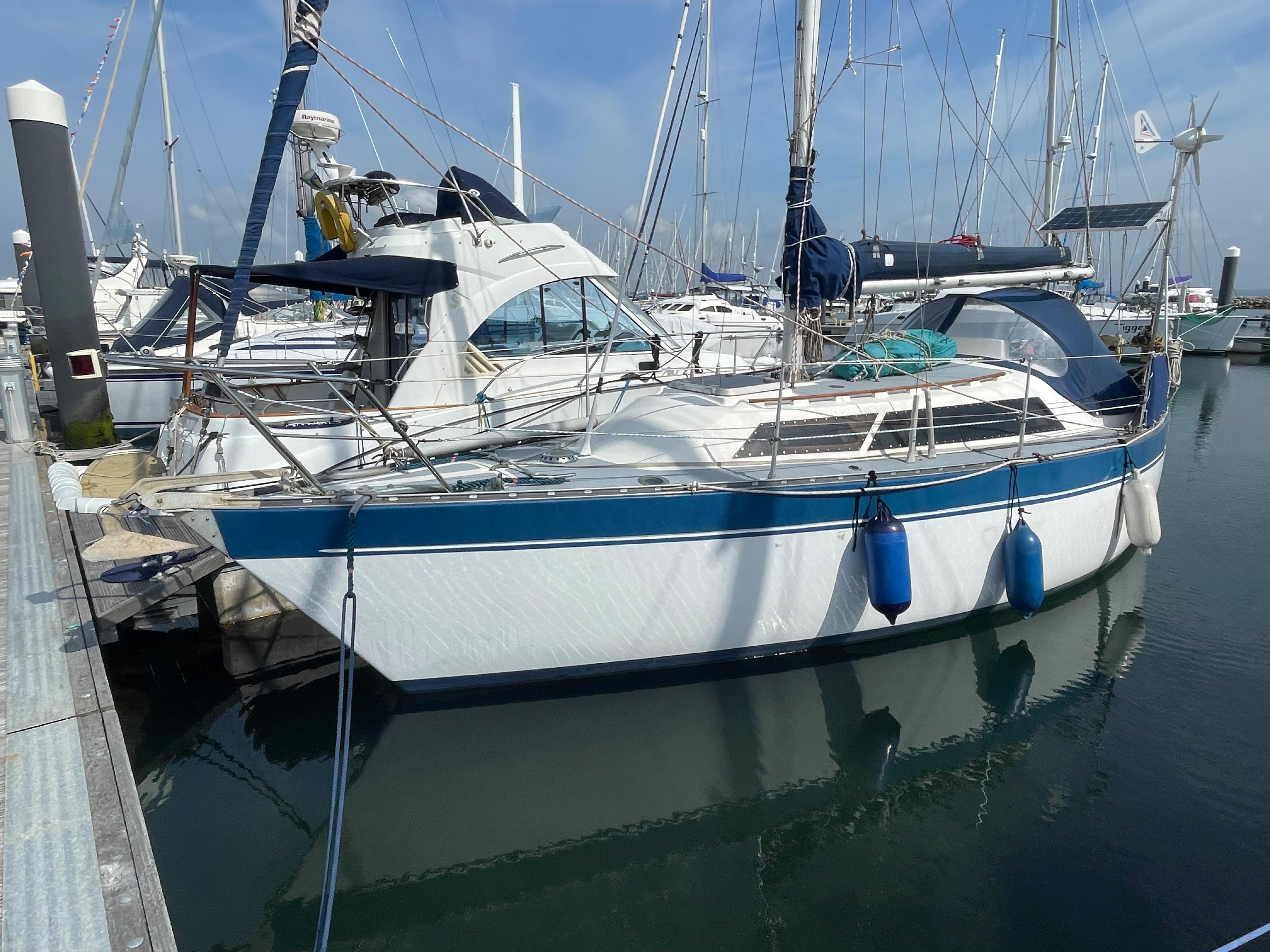 verl 900 yachts for sale