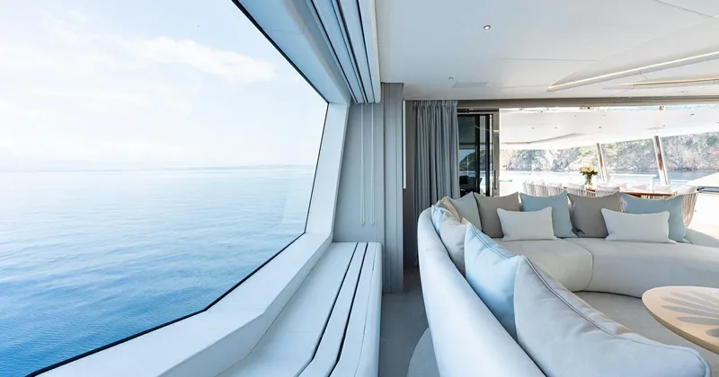  Yacht Photos Pics Luxurious Benetti Seagull yacht interior with ocean view, 2020 model.