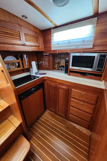 Andiamo Yacht Photos Pics Galley