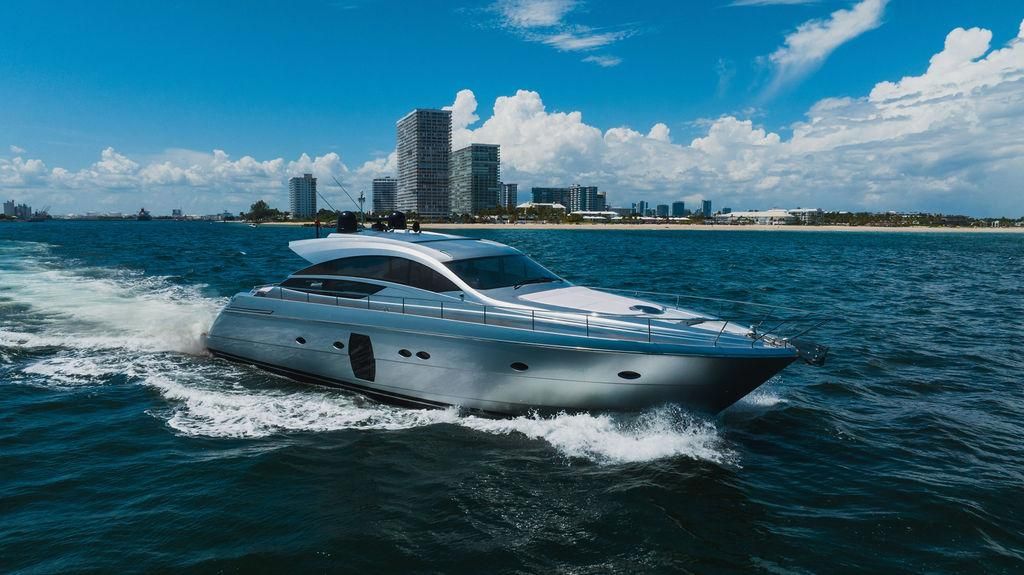 2011 Pershing 64 