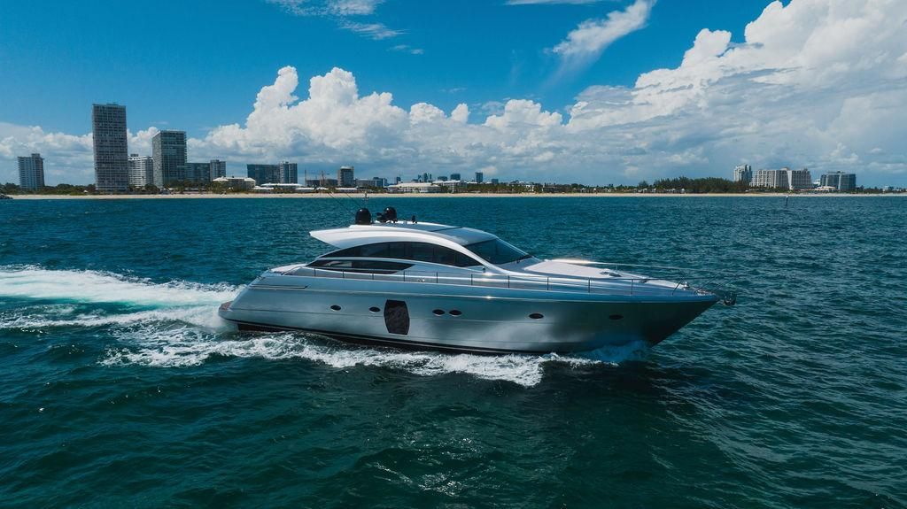 2011 Pershing 64 