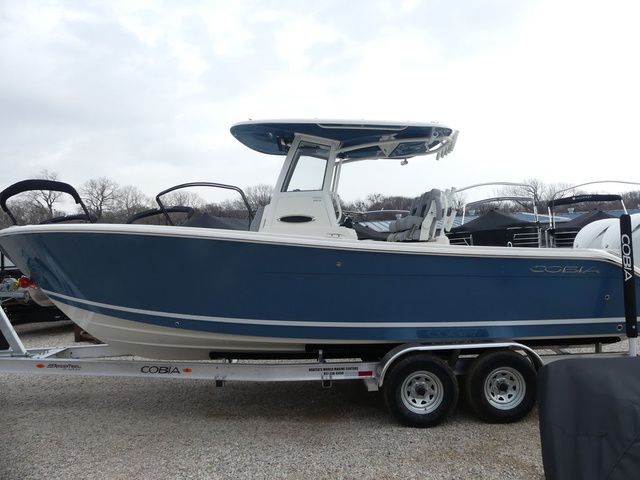 Cobia 265 Center Console