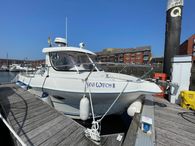 2006 Quicksilver 640 Pilothouse