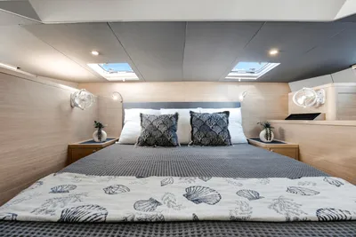 Aquila 44 Yacht