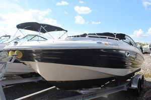 SouthWind 2400SD Deck Boat 2400SD