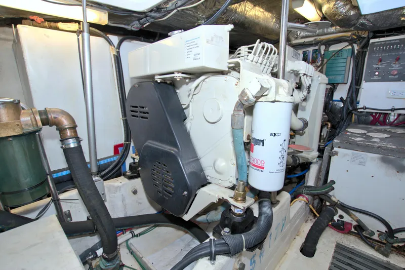 Ohana Yacht Photos Pics 