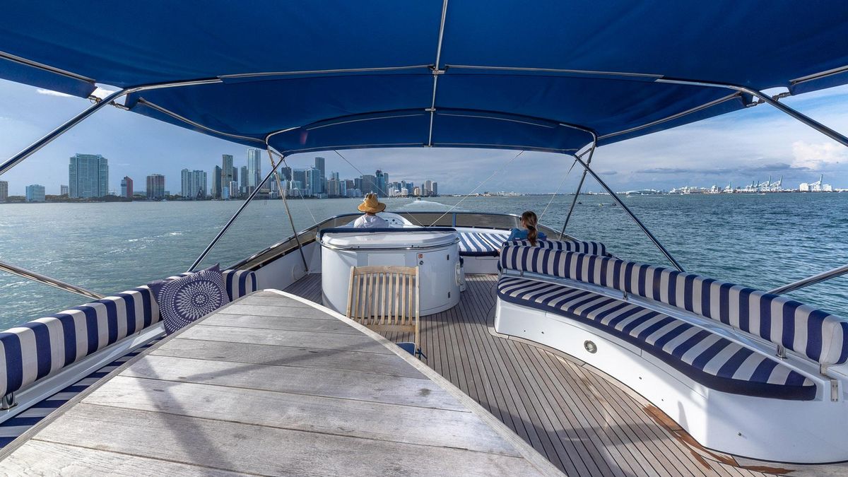 2003 Sunseeker 82 