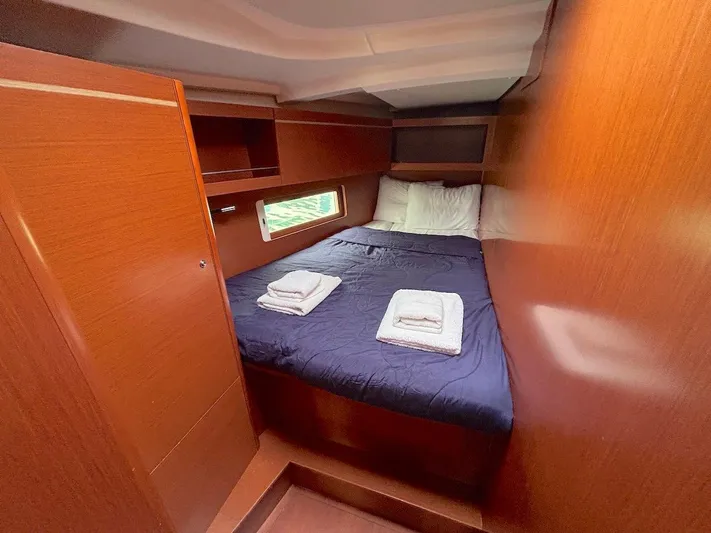 Blue Satellite Yacht Photos Pics 