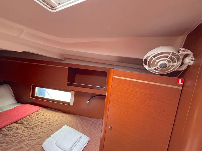 Blue Satellite Yacht Photos Pics 