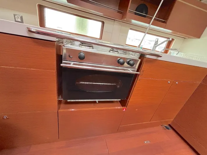 Blue Satellite Yacht Photos Pics 