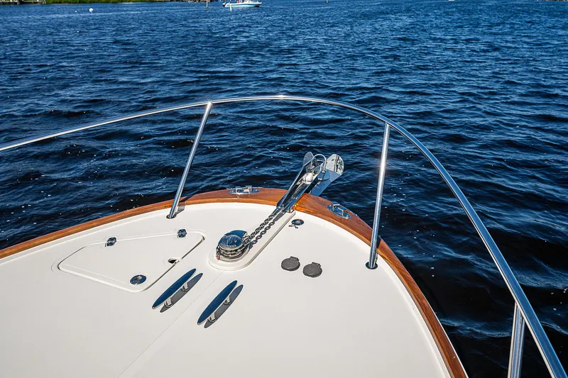 Harbor Moon Yacht Photos Pics 