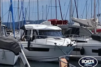 2017 Jeanneau Merry Fisher 895