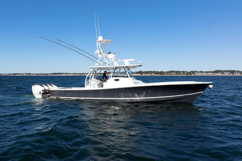Nasty Hook II Yacht Photos Pics Regulator 41 NASTY HOOK II - Starboard Profile