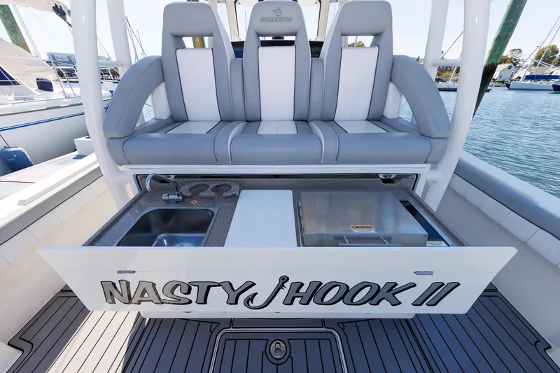 Nasty Hook II Yacht Photos Pics 