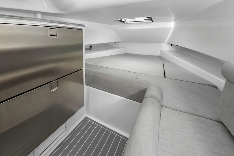 Fin Print Yacht Photos Pics 