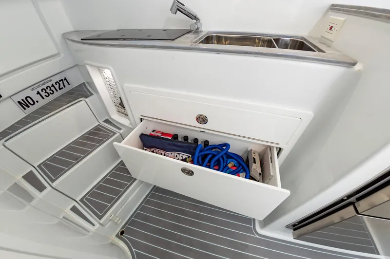 Fin Print Yacht Photos Pics 