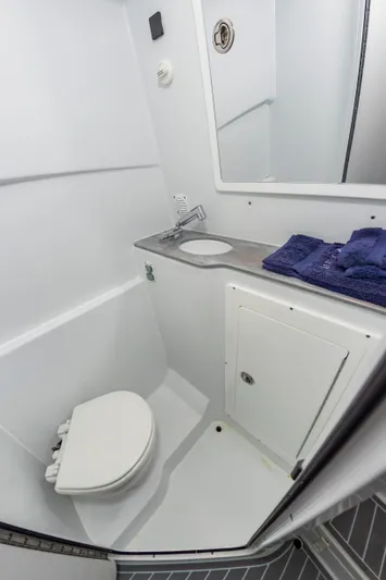 Fin Print Yacht Photos Pics 