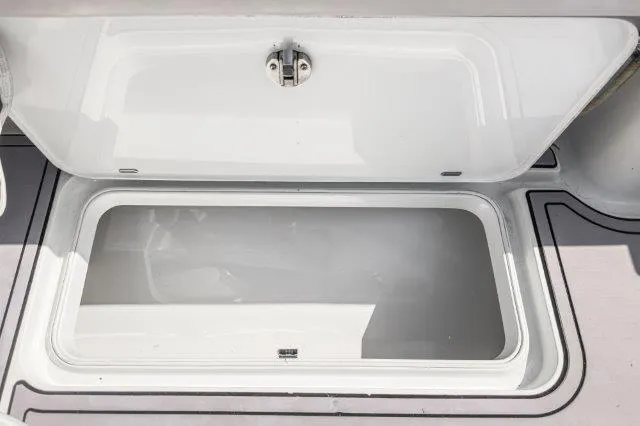 36 Yellowfin 2017 Yacht Photos Pics 