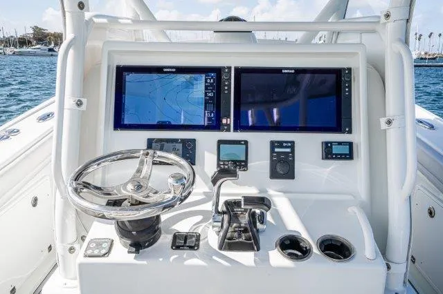 36 Yellowfin 2017 Yacht Photos Pics 